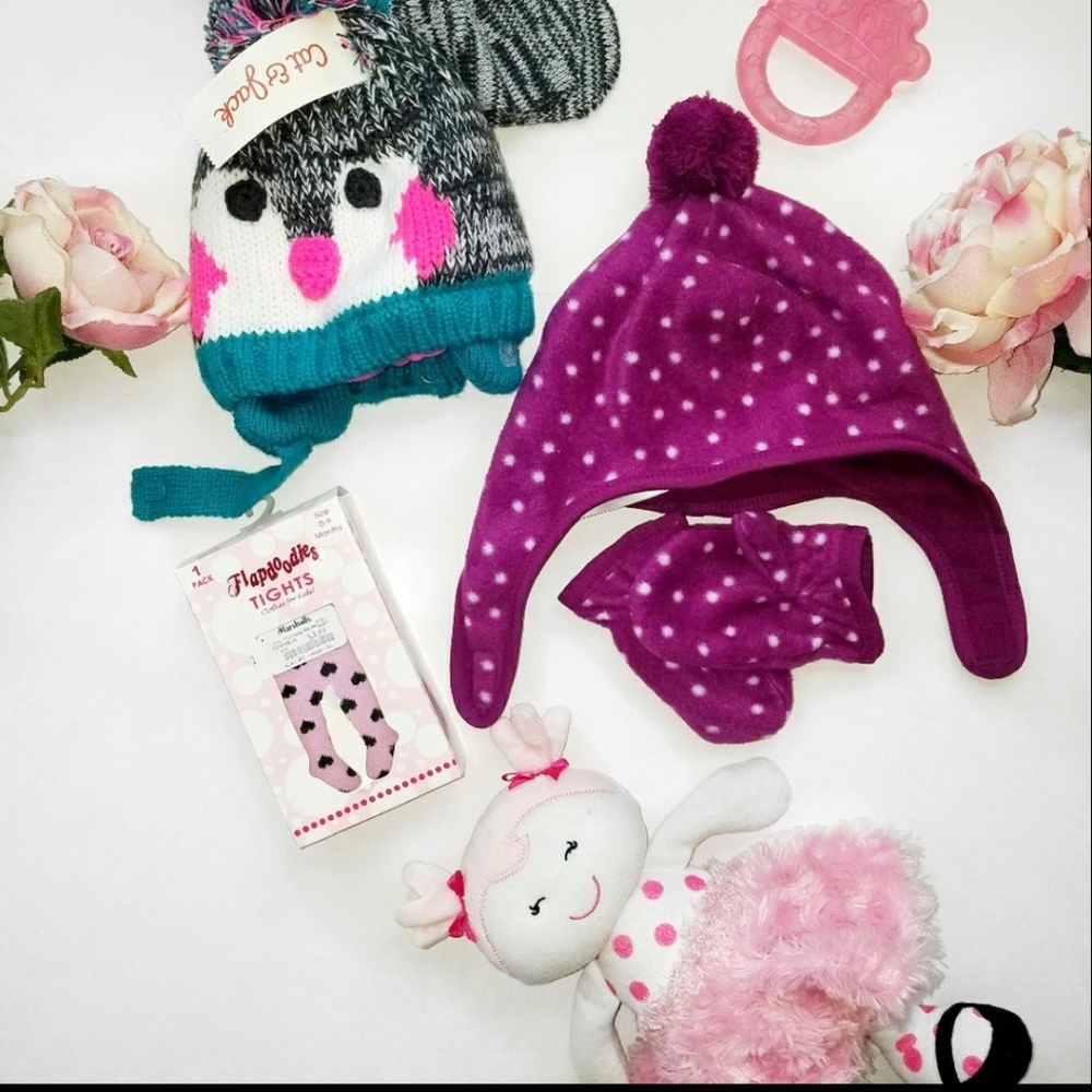 Bundle: Hat with gloves 🌹